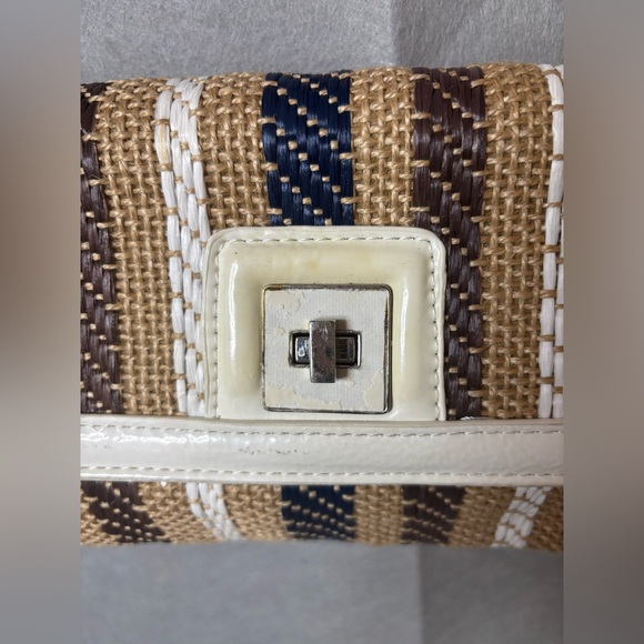 Sondra Roberts Burlap Woven Striped Boho Buckle Retro Shoulder Bag Purse Handbag - Picture 3 of 7